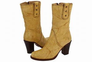 julia-campus-ankle